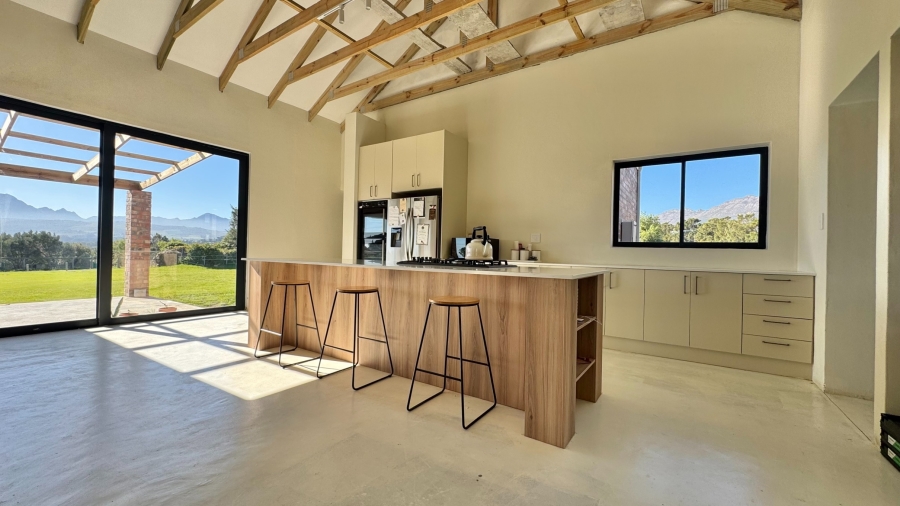 3 Bedroom Property for Sale in Firlands Western Cape
